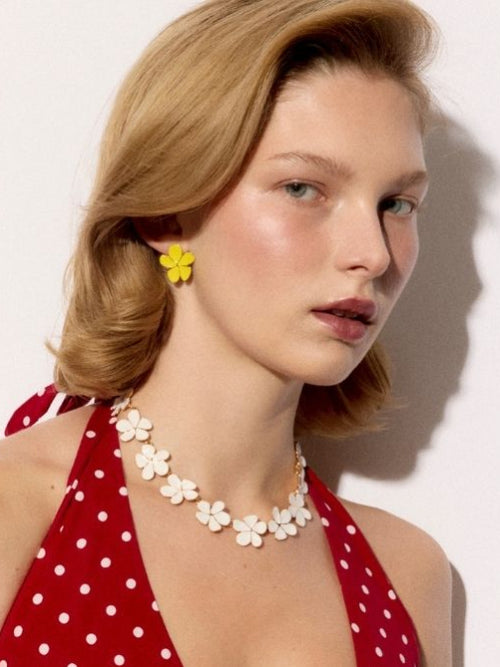 41 First Date Gold Pierced Earrings
