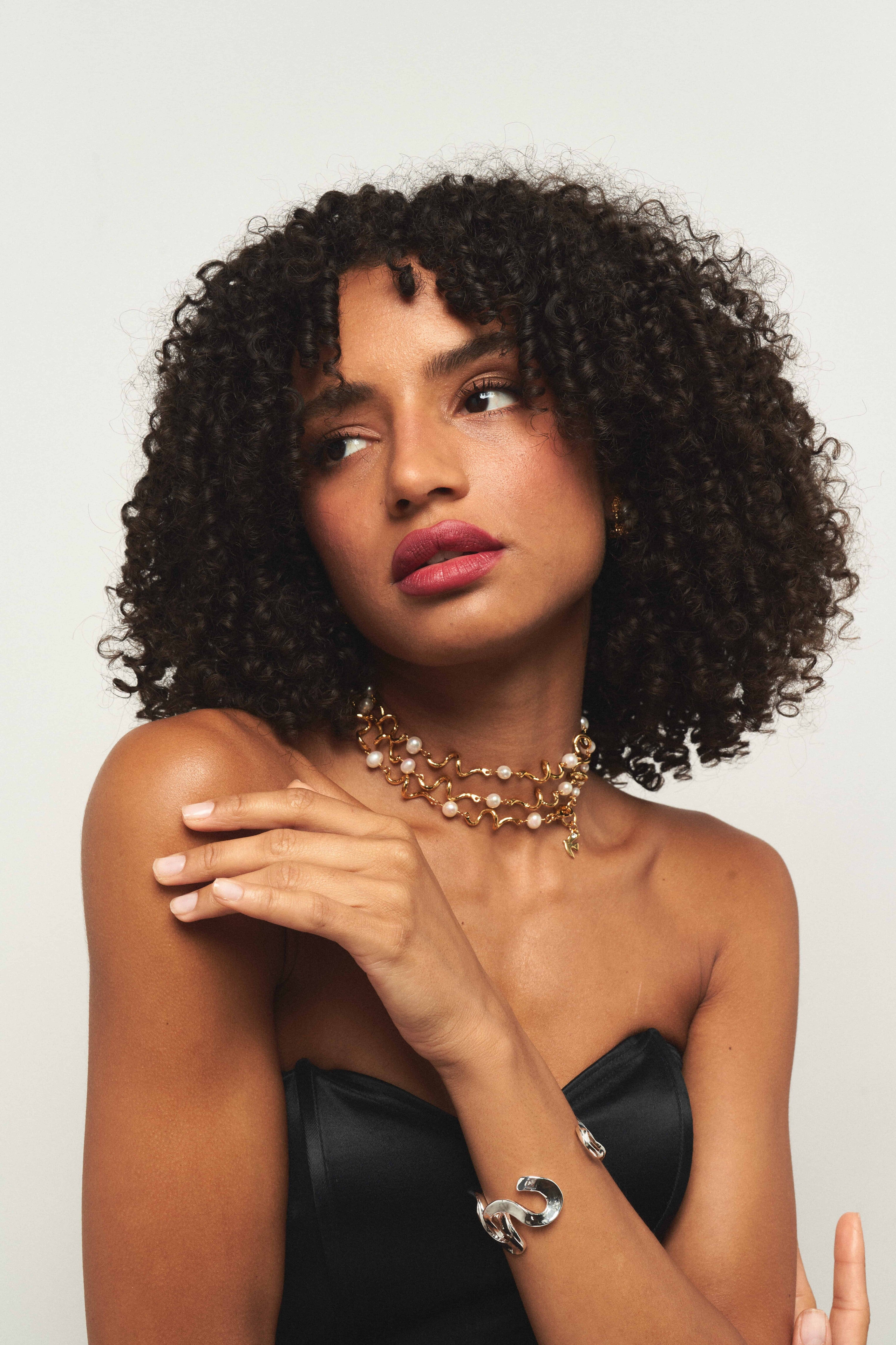 Silver Arabesque Necklace