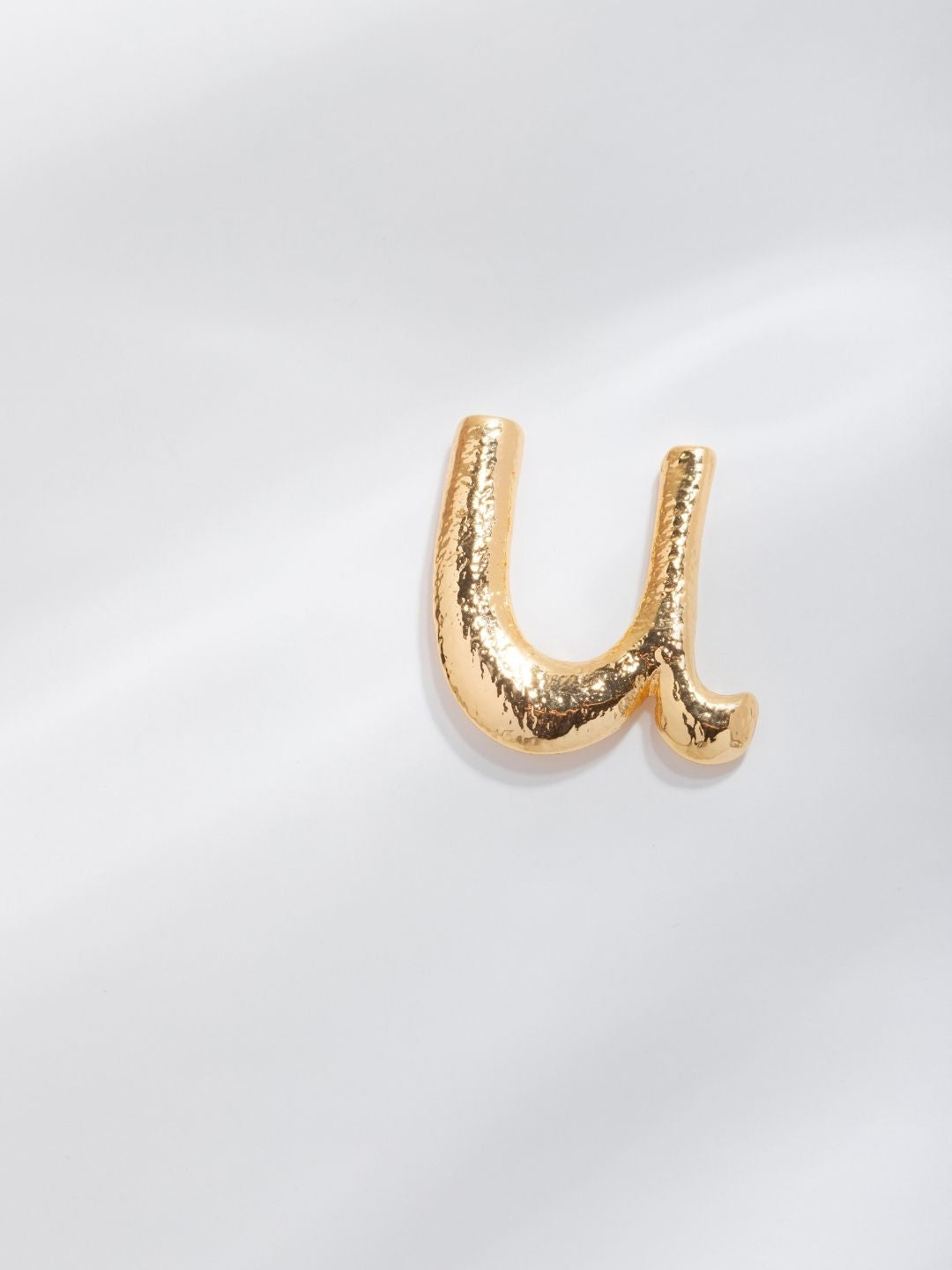 Alphabet Earrings - LETTER U