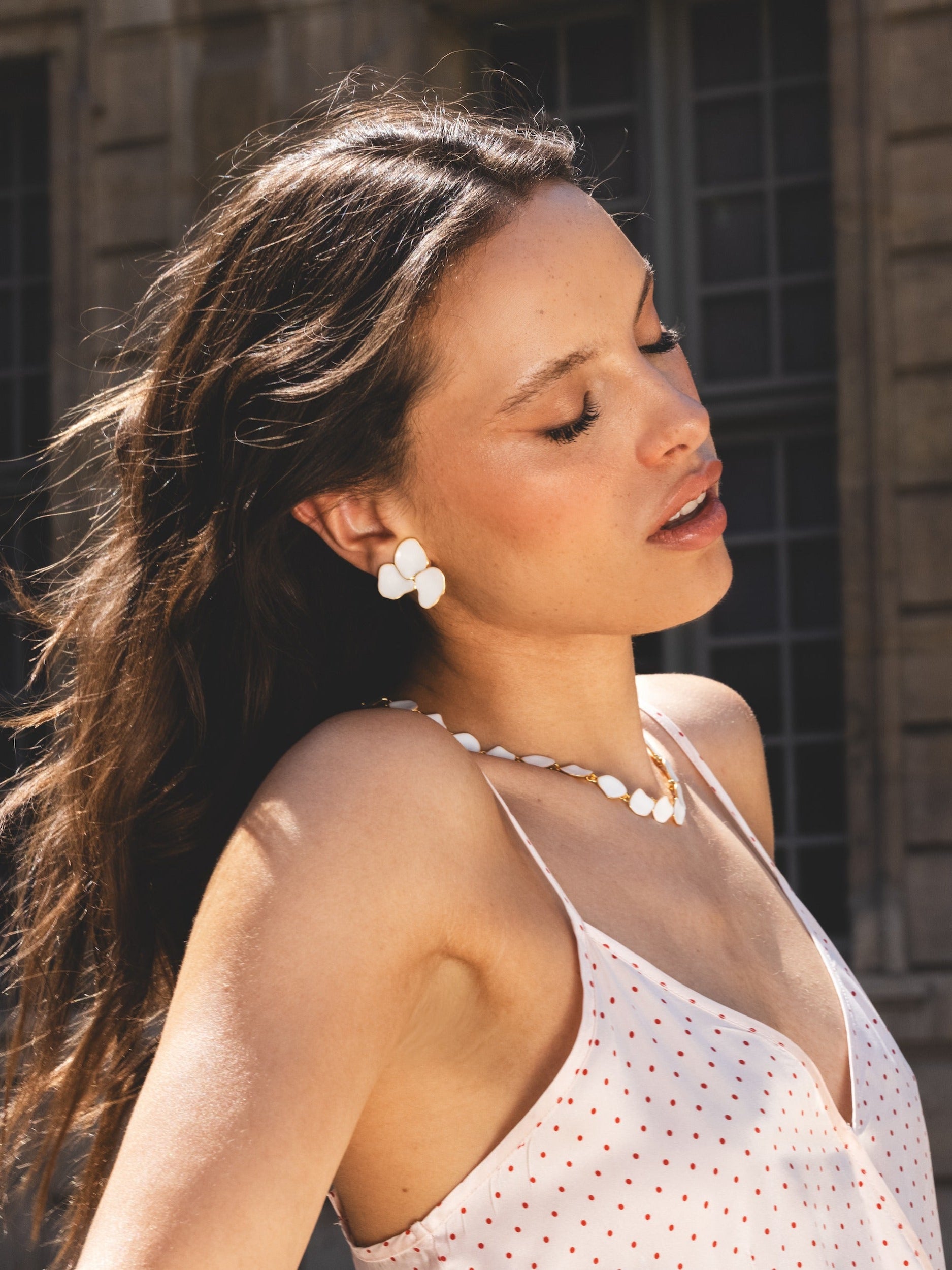 Gold clip-on earrings First Date
