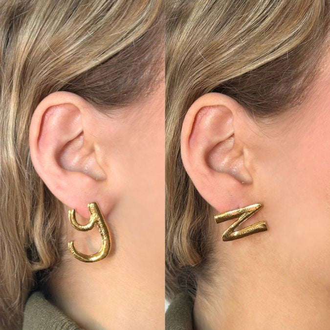 L'Alphabet Earrings - LETTER A
