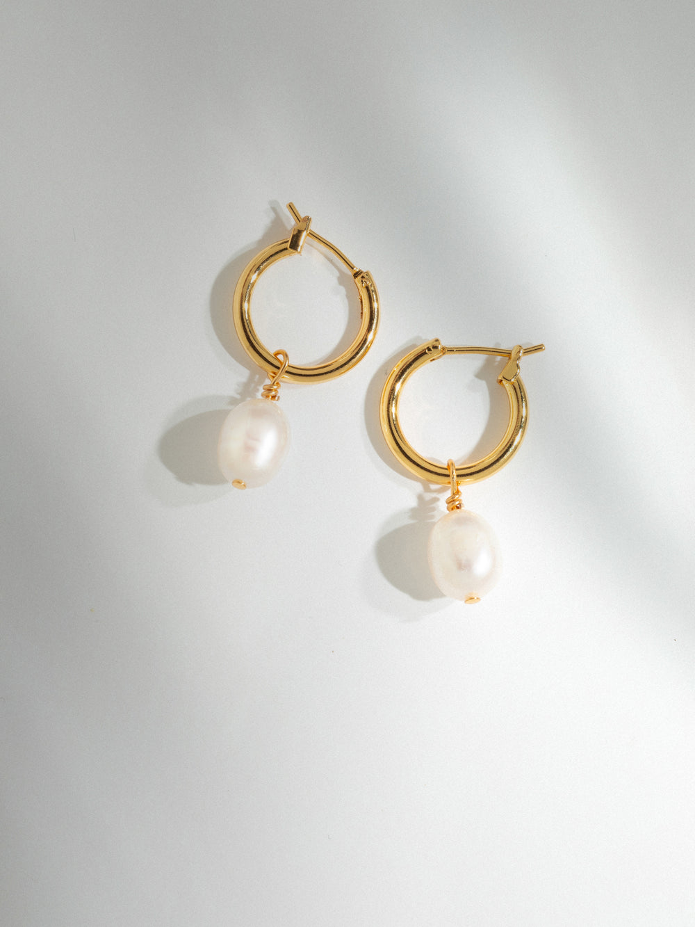 Charms Doré Boucles D'oreilles Nacre