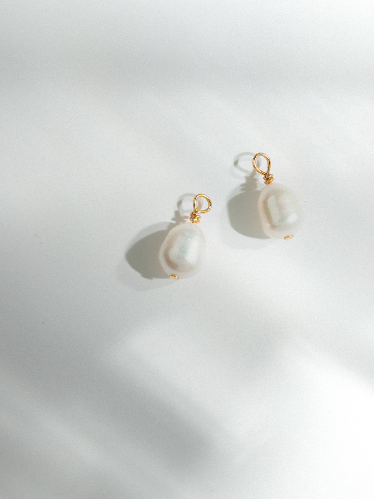 Charms Doré Boucles D'oreilles Nacre