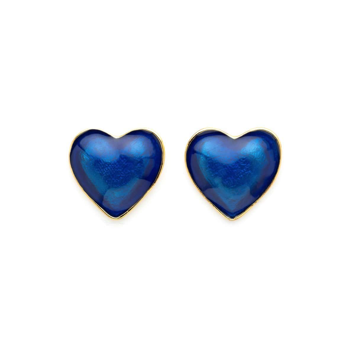 Pierced earrings First date