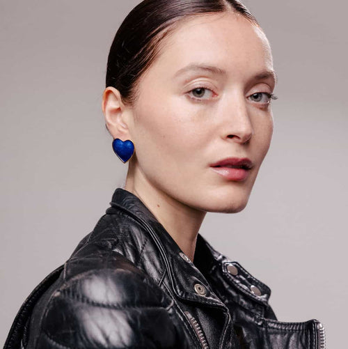 Pierced earrings First date