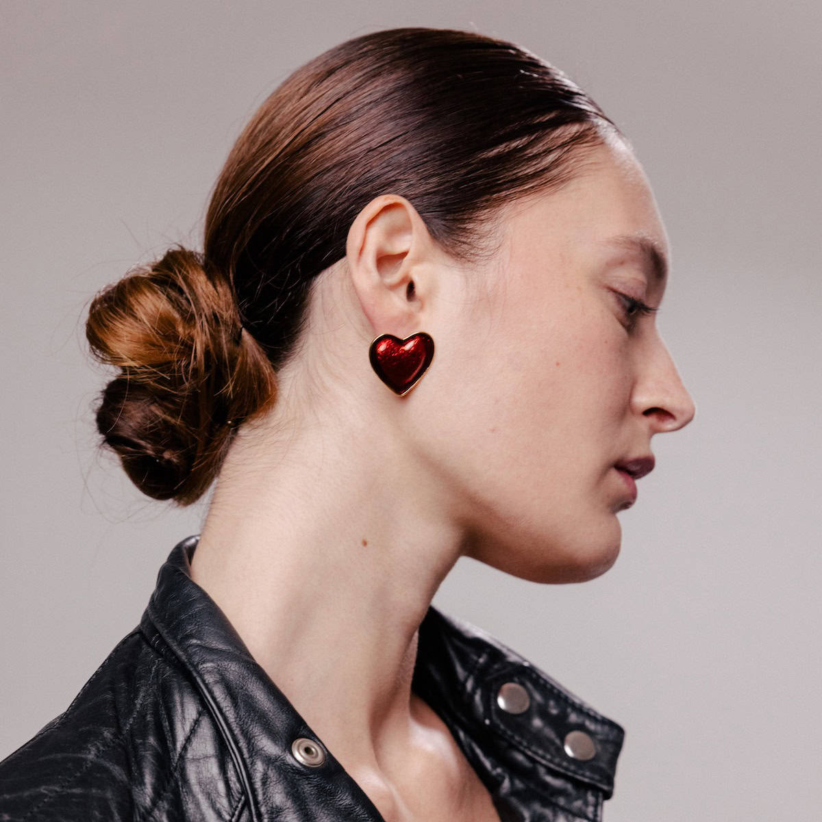 Pierced earrings First date