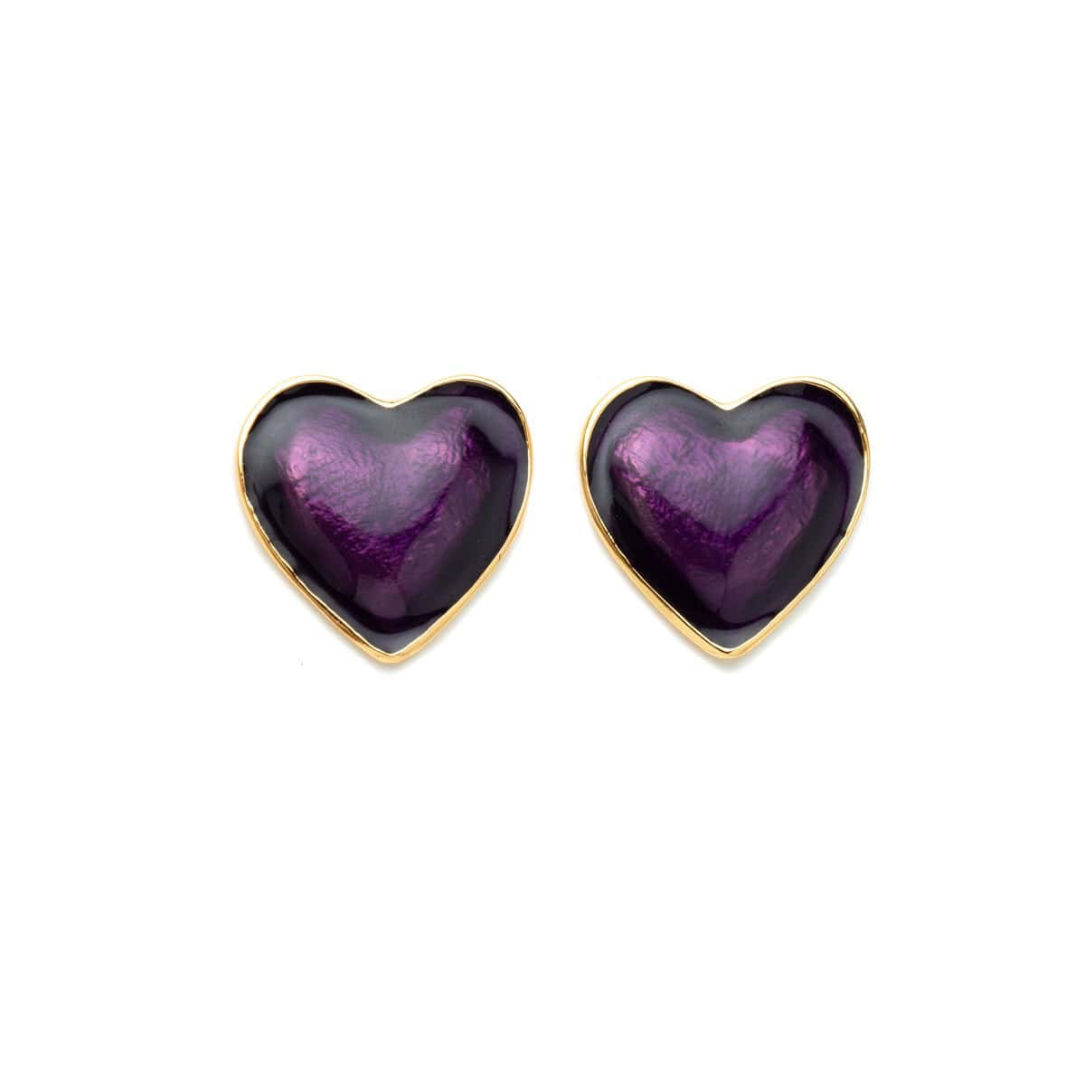 Pierced earrings First date