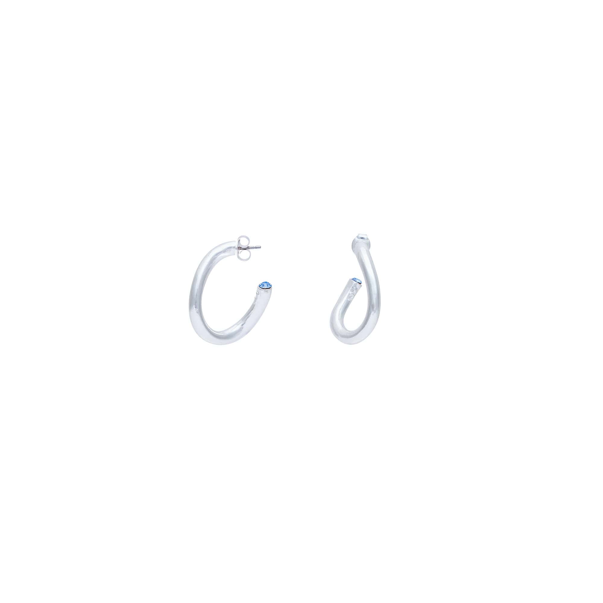 Padmée Silver Pierced Earrings